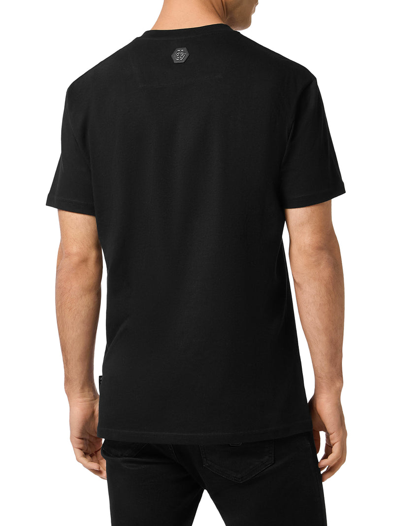 T-SHIRT A MANICHE CORTE CON STAMPA