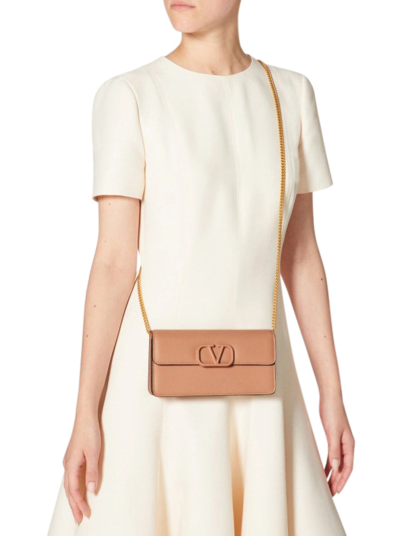 PORTAFOGLIO VLOGO SIGNATURE CON CATELLA IN PELLE DI VITELLO MARTELLATA