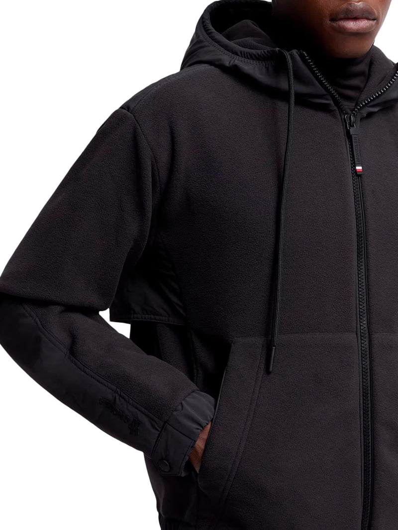 FELPA CON CAPPUCCIO E ZIP IN POLARTEC®