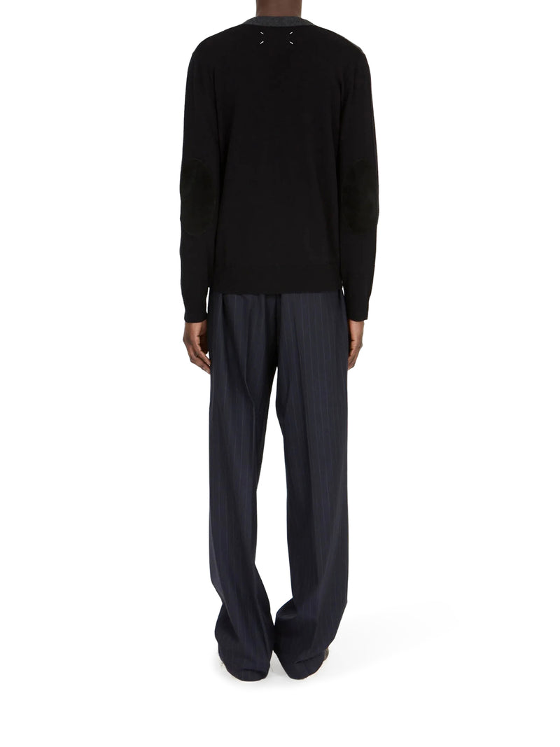 CARDIGAN IN LANA CON SCOLLO A V