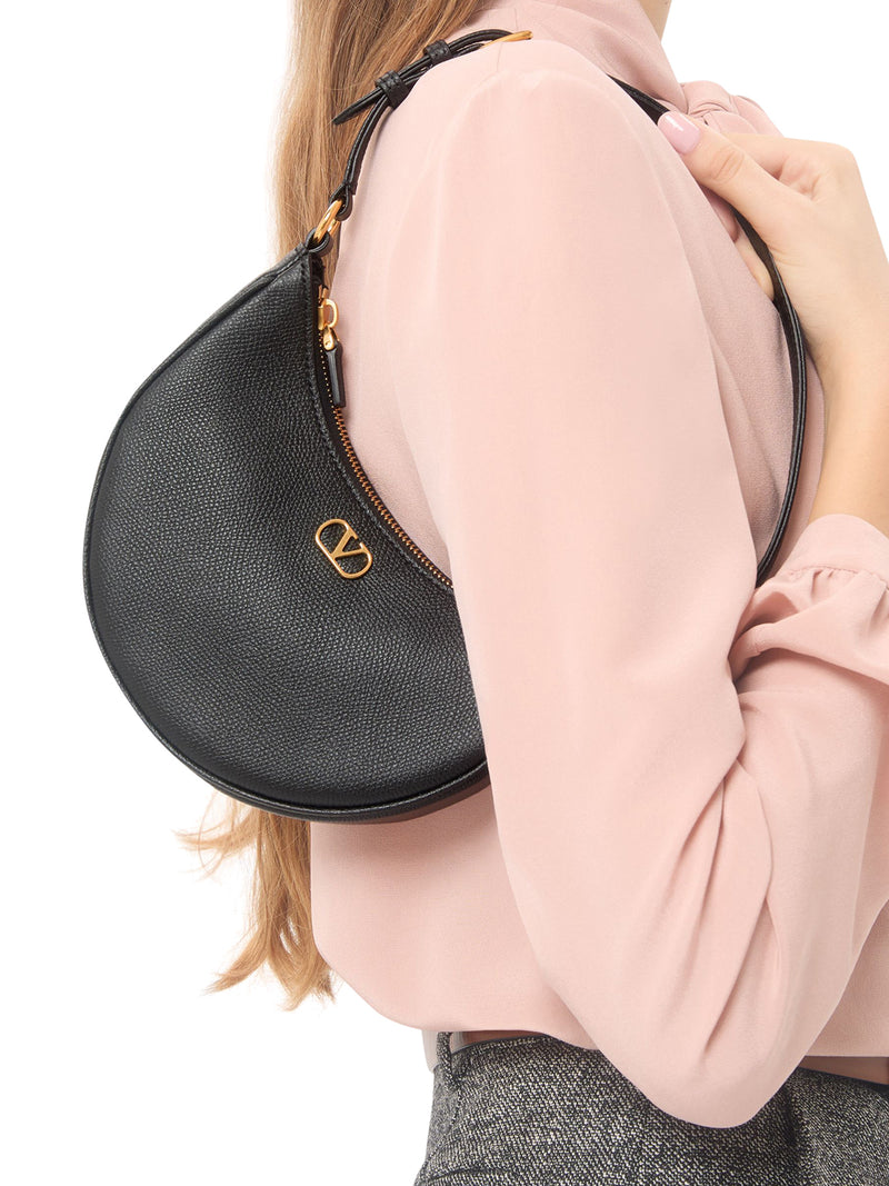 MINI BORSA HOBO VLOGO SIGNATURE IN VITELLO GRANATO NERO