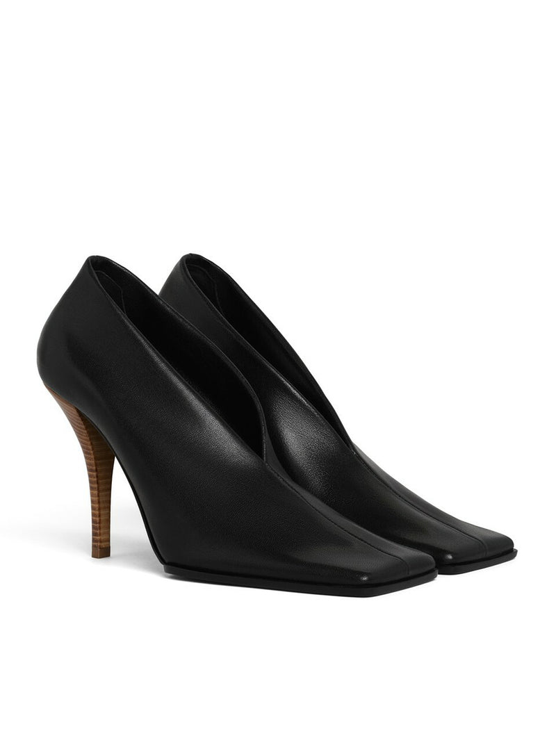 DÉCOLLETÉ QUADRATE IN PELLE