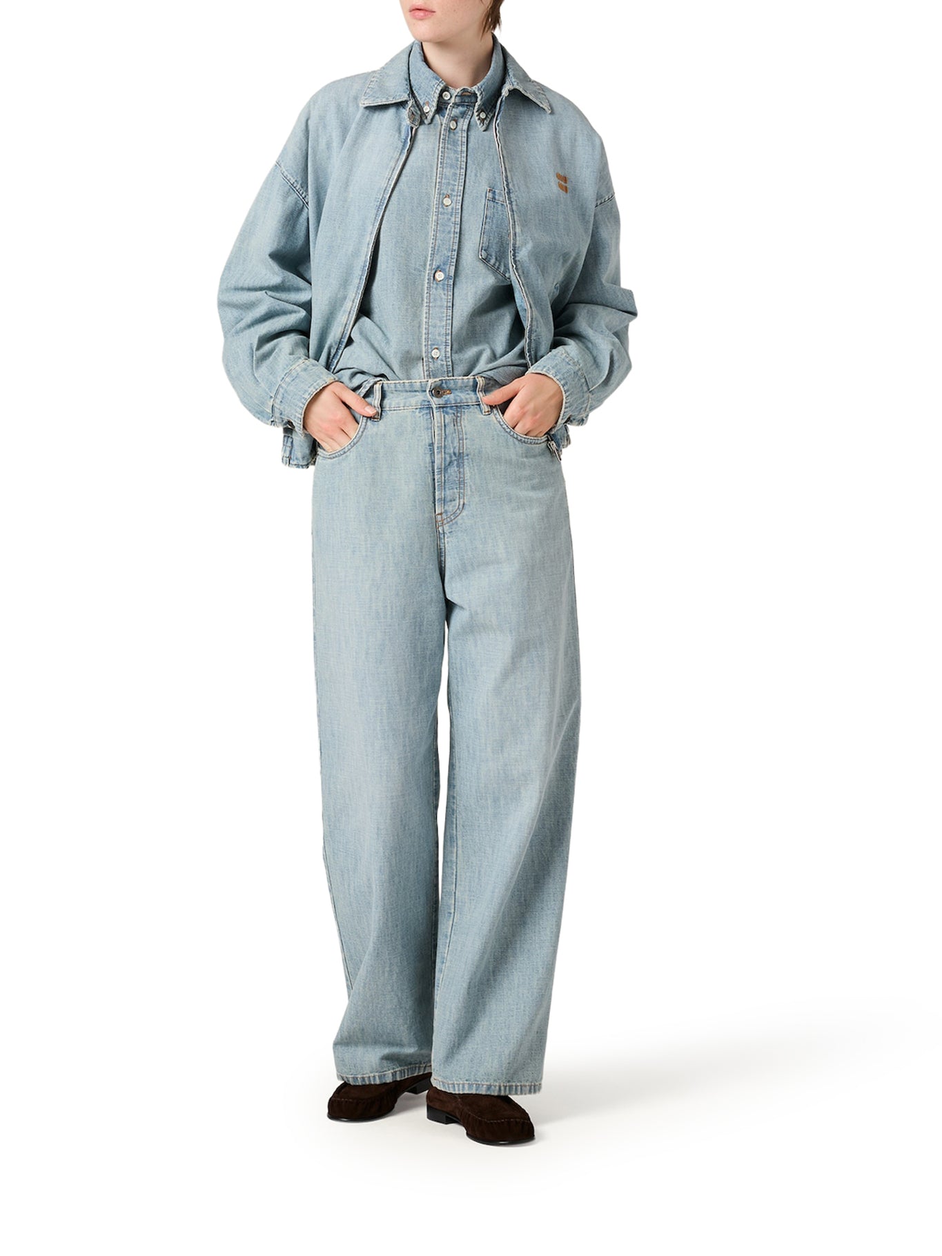 JEANS IN DENIM CHAMBRAY