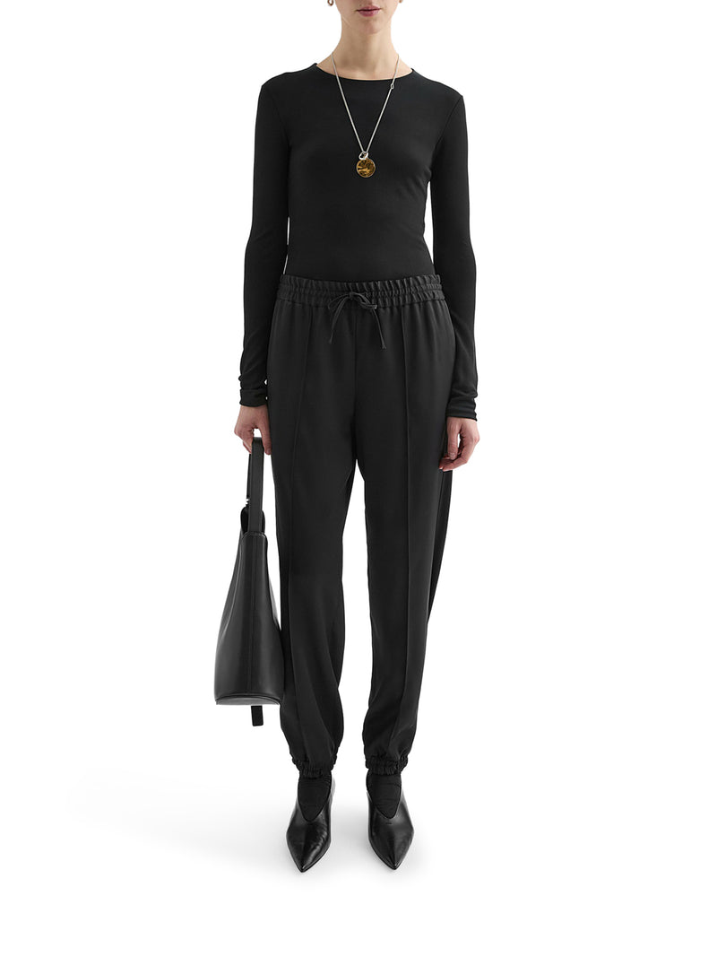 T-SHIRT GIROCOLLO A MANICHE LUNGHE