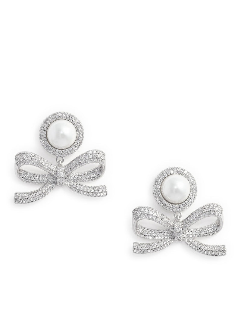 ORECCHINI A PENDENTE CON FIOCCO DI PERLE