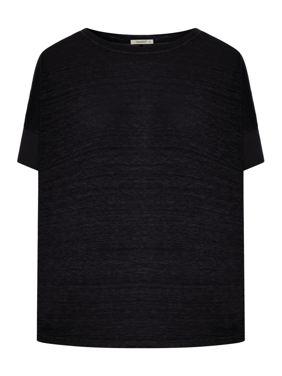 T-SHIRT OVER REALIZZATA IN DOPPIO TESSUTO