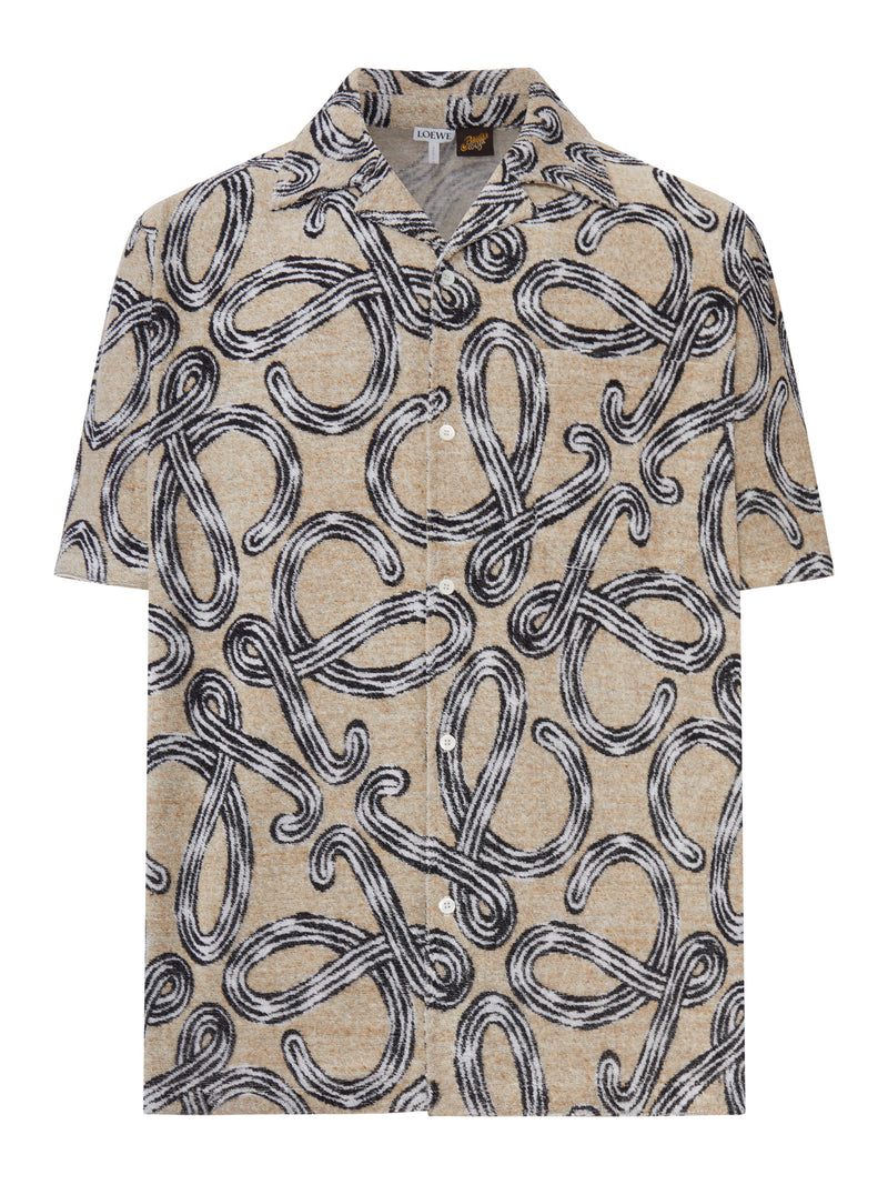 CAMICIA A MANICHE CORTE CON ANAGRAM ALL-OVER