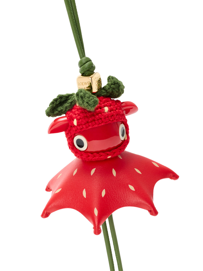 CIONDOLO STRAWBERRY IN PELLE DI VITELLO CLASSICA