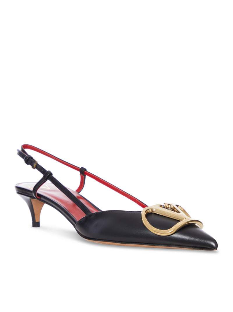 DÉCOLLETÉ SLINGBACK IN PELLE CON DETTAGLIO V LOGO