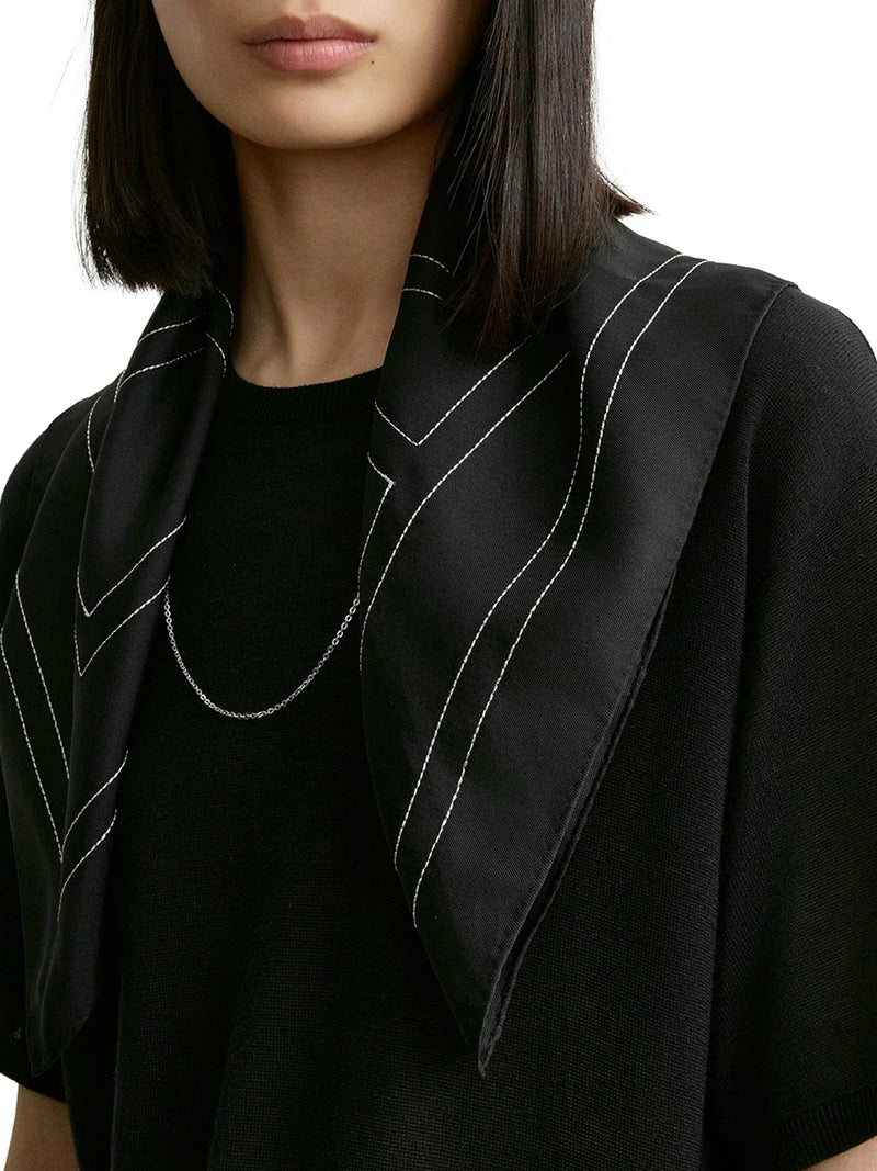 FOULARD IN SETA CON RICAMO MONOGRAM