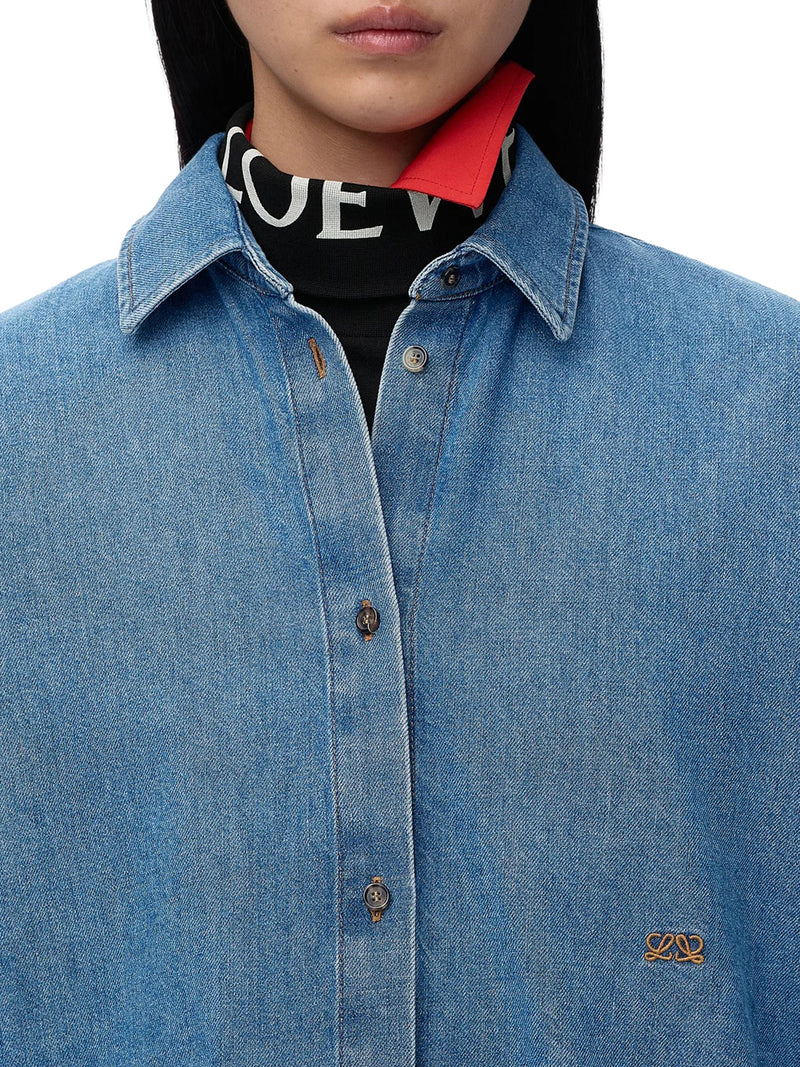 CAMICIA IN LEGGERO DENIM DI COTONE LAVATO CON MANICHE A PIPISTRELLO