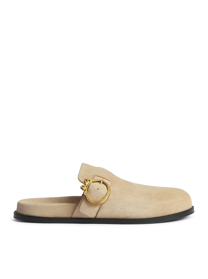 SABOT CON FIBBIA MÉDAILLON IN PELLE DI VITELLO SCAMOSCIATA