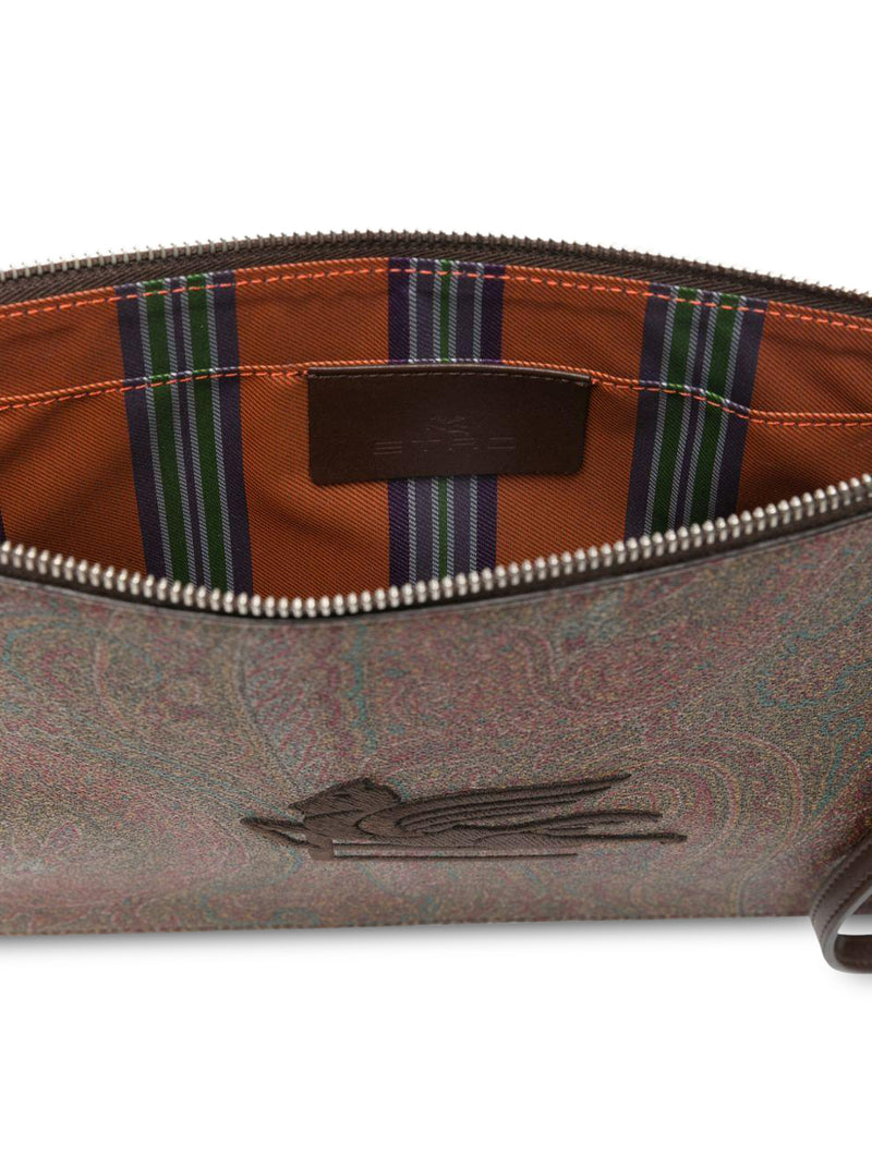 CLUTCH IN TELA PAISLEY JACQUARD MARRONE CON RICAMO LOGO SUL DAVANTI E CINTURINO DA POLSO