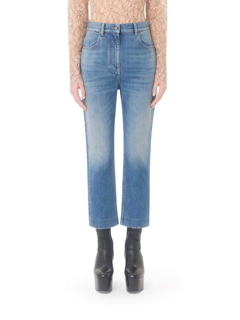 JEANS CROPPED A GAMBA SVASATA IN DENIM LAVAGGIO CHIARO