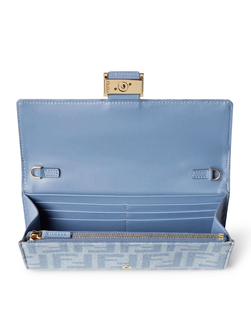 CONTINENTAL WITH CHAIN BAGUETTE PORTAFOGLIO IN DENIM FF BLU CHIARO