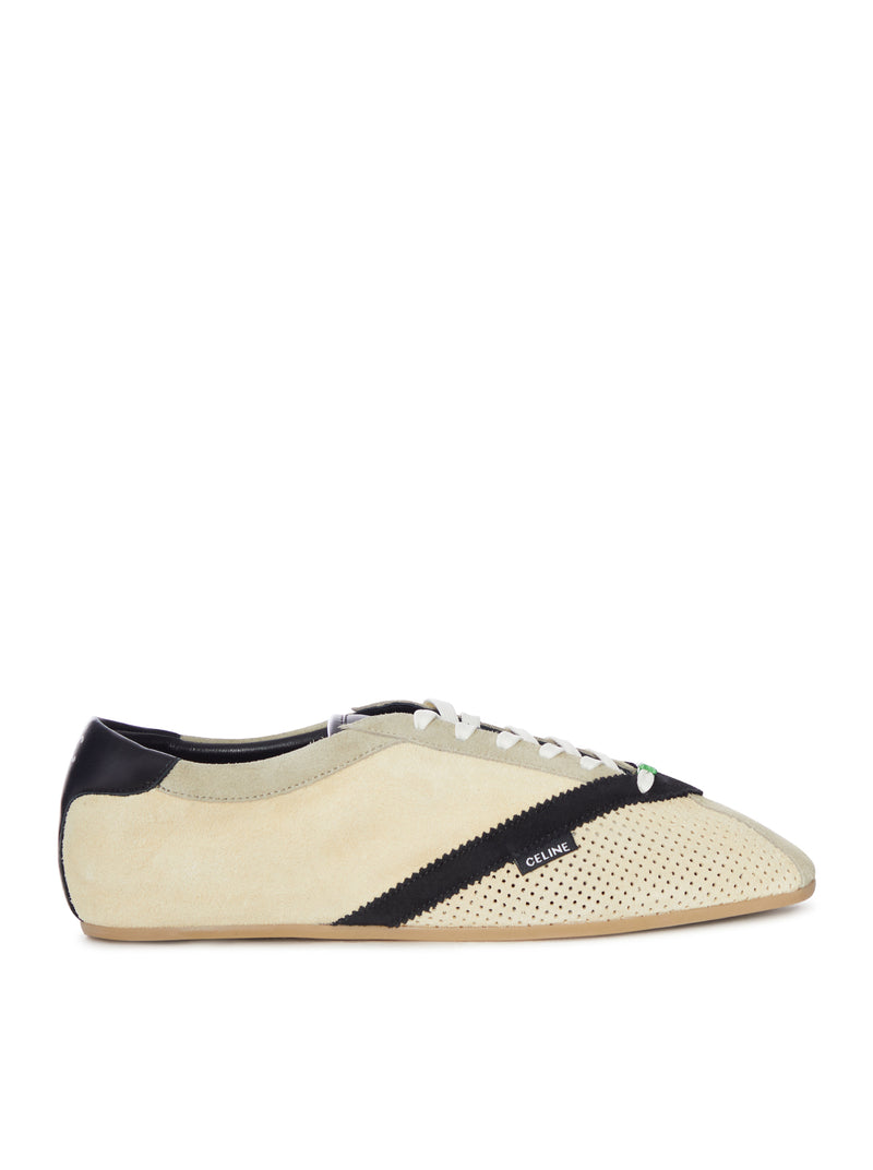 SNEAKER BASSA IN CAMOSCIO CON PUNTA TRAFORATA