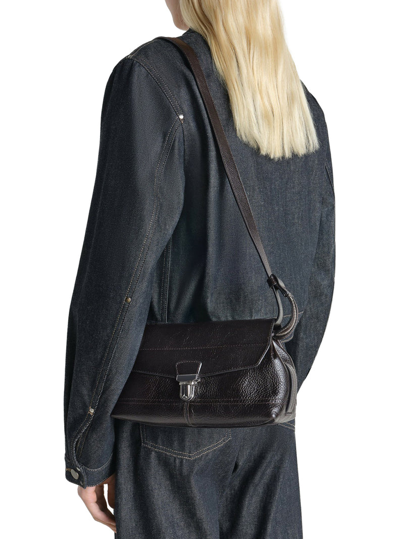 BORSA PICCOLA GEAR IN PELLE MARTELLATA