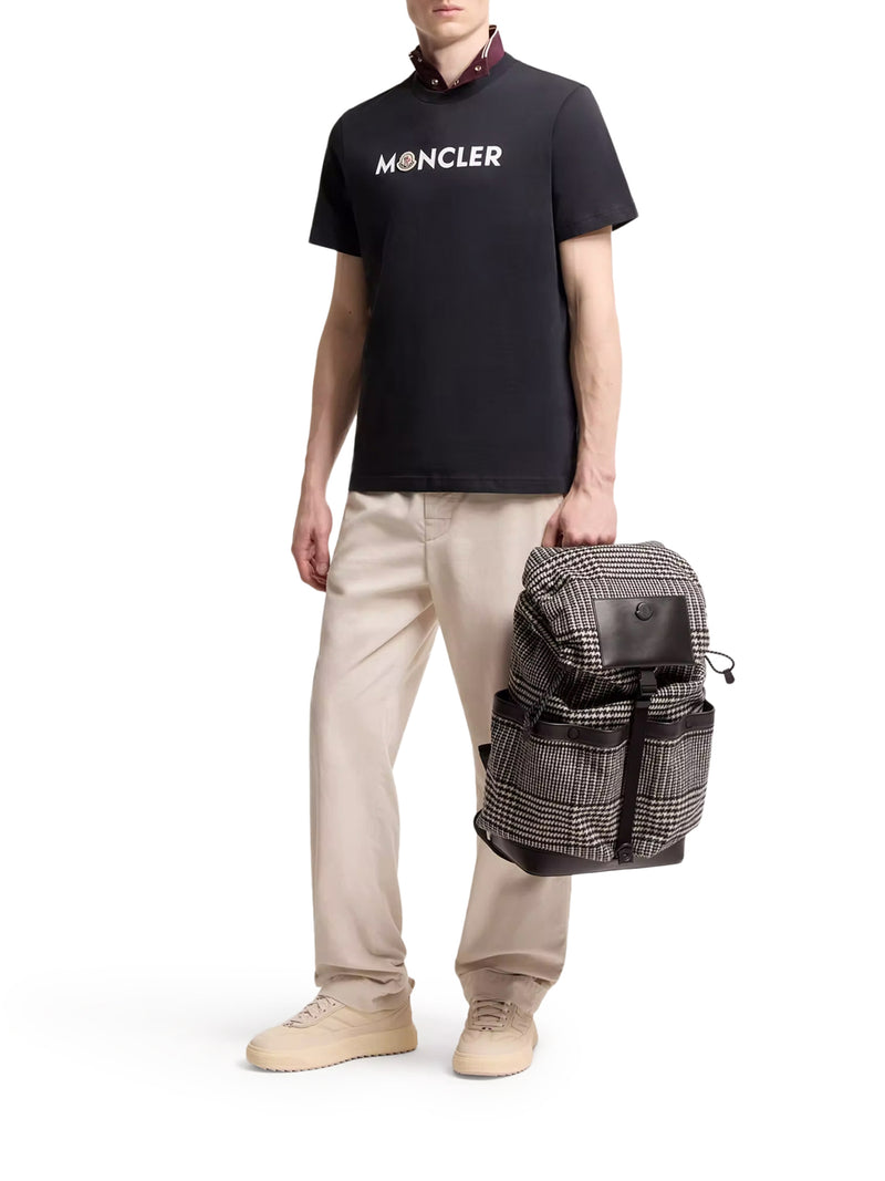 T-SHIRT LOGATA IN COTONE