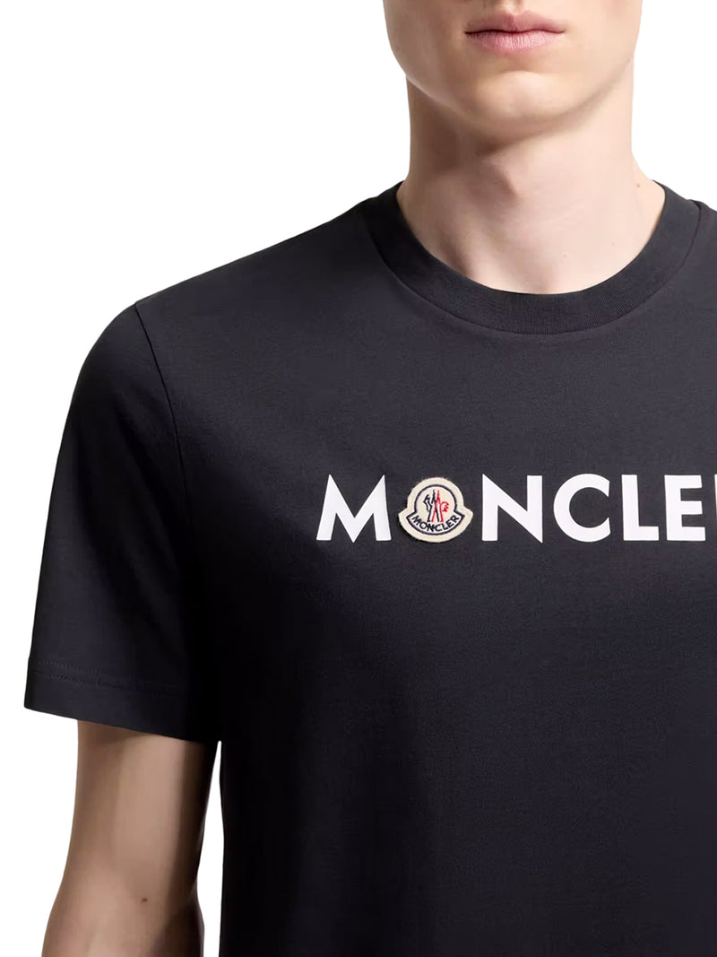 T-SHIRT LOGATA IN COTONE