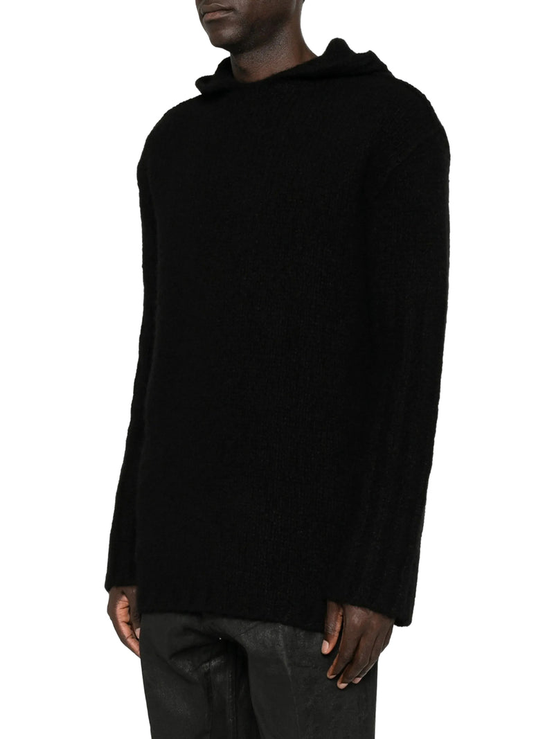 MAGLIA OVERSIZE CON CAPPUCCIO IN MAGLIA MORBIDA
