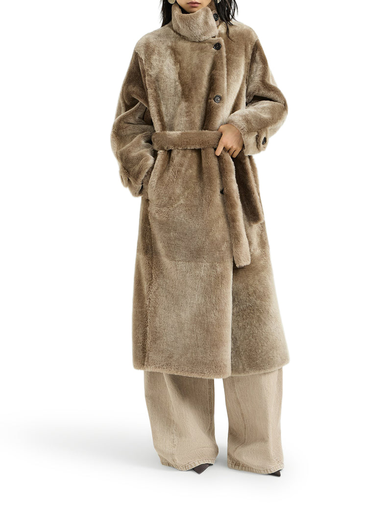 CAPPOTTO IN SHEARLING CON CINTURA E MONILE