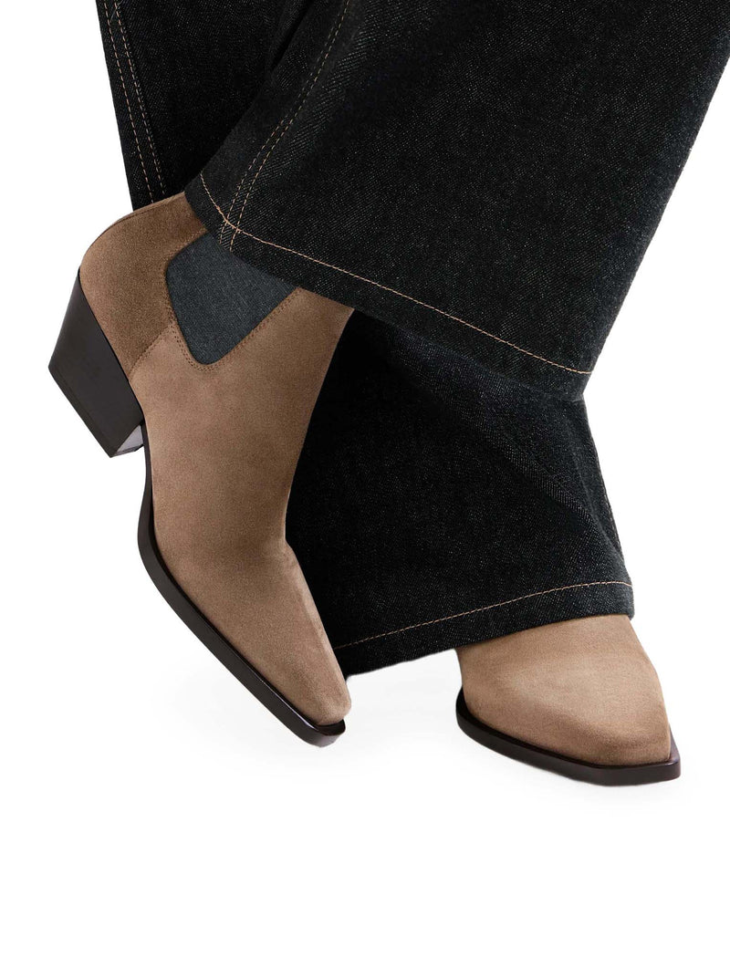 CHELSEA BOOT IN CAMOSCIO CON PRECIOUS LOOP DETAIL