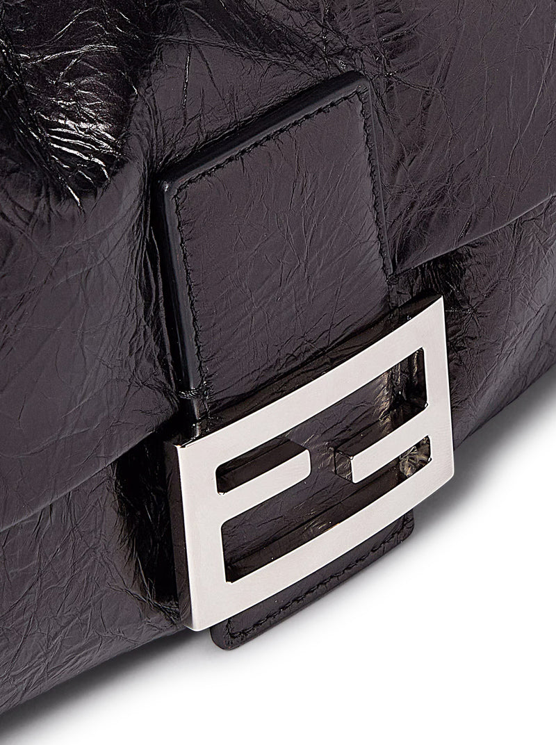 BORSA IN PELLE NERA CRACKLED BAGUETTE® SOFT MEDIUM