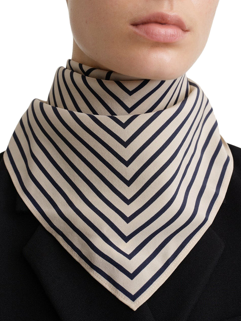 SCIARPA IN SETA CON MONOGRAMMA SIGNATURE