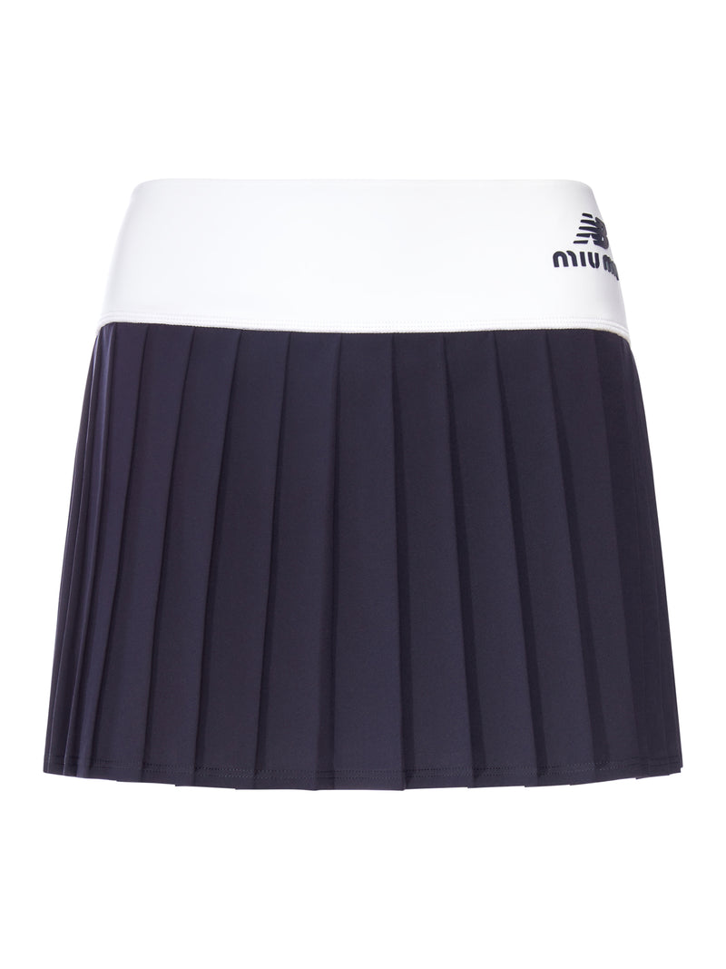 GONNA TENNIS PLISSÉ NEW BALANCE X MIU MIU CON COCO GAUFF