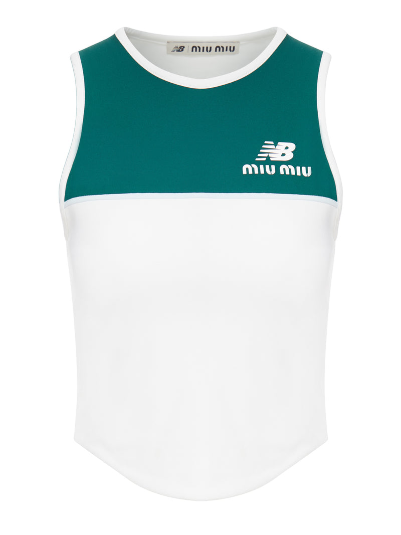 TOP SMANICATO IN JERSEY TECNICO NEW BALANCE X MIU MIU CON COCO GAUFF