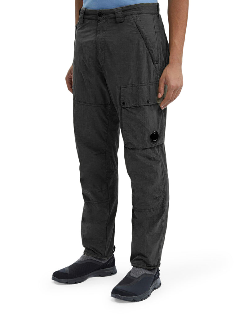 Pantaloni cargo larghi in nylon