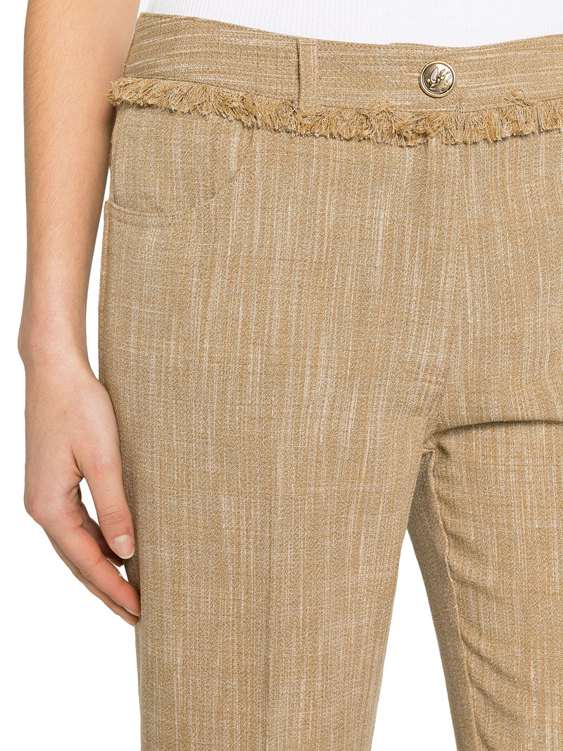 Pantaloni crop svasati