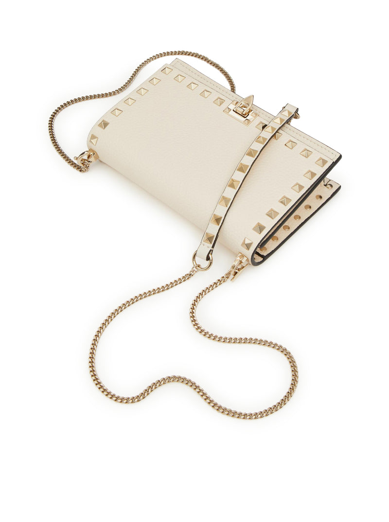 POUCH CON CATENA ROCKSTUD IN VITELLO GRANATO