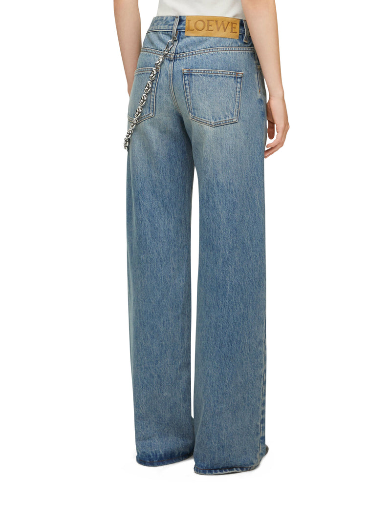 Jeans con catena in denim